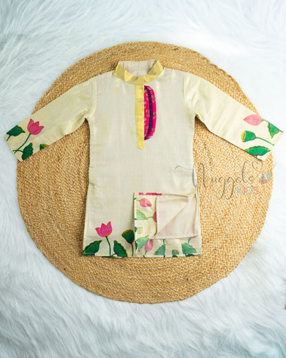Pre Order: Louts GoldenTissue Silk Kurta With Brocade Patch Detailing And Mirror Dhoti