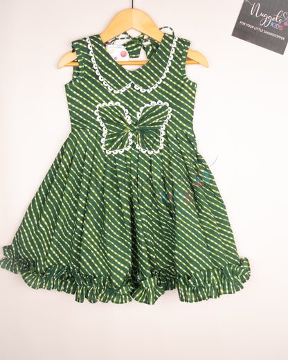 Ready to Ship: Green Butterfly bowed frock with Peter Pan Collar, Frilly Flare and Back Tie