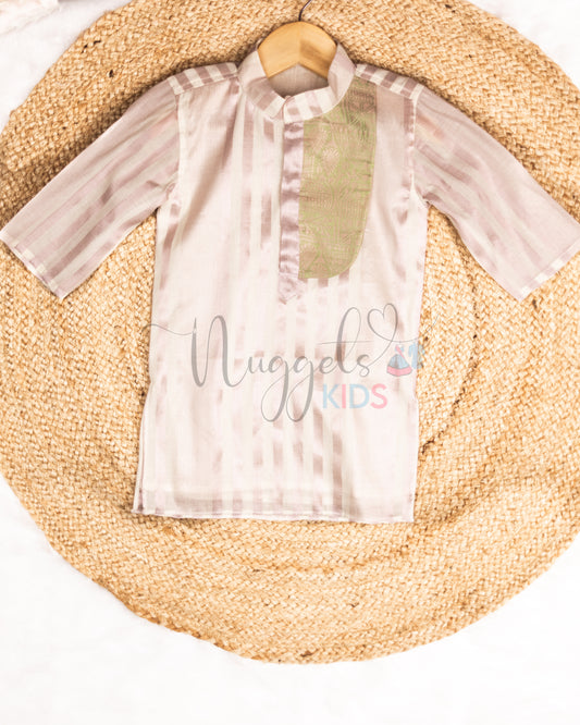 Pre Order: Pink Kasavu Kurta with One sided Green Brocade Flap and Pink Dhoti with taping brocade detailing