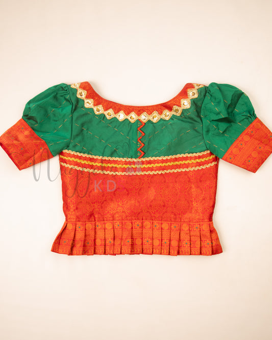 Ready to Ship: Green and Red Lacework Pattern Blouse Pattu Pavada Set
