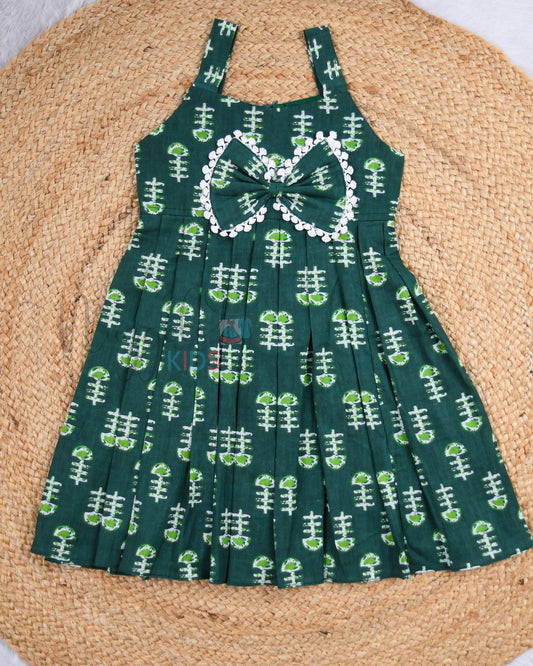 Ready to Ship: Bottle Green Butterfly Bowed Sleeveless Frock