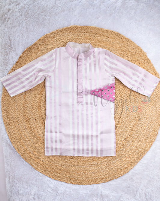 Pre Order: Pink Kasavu Kurta Set with Mirror Loop Detailing on one side