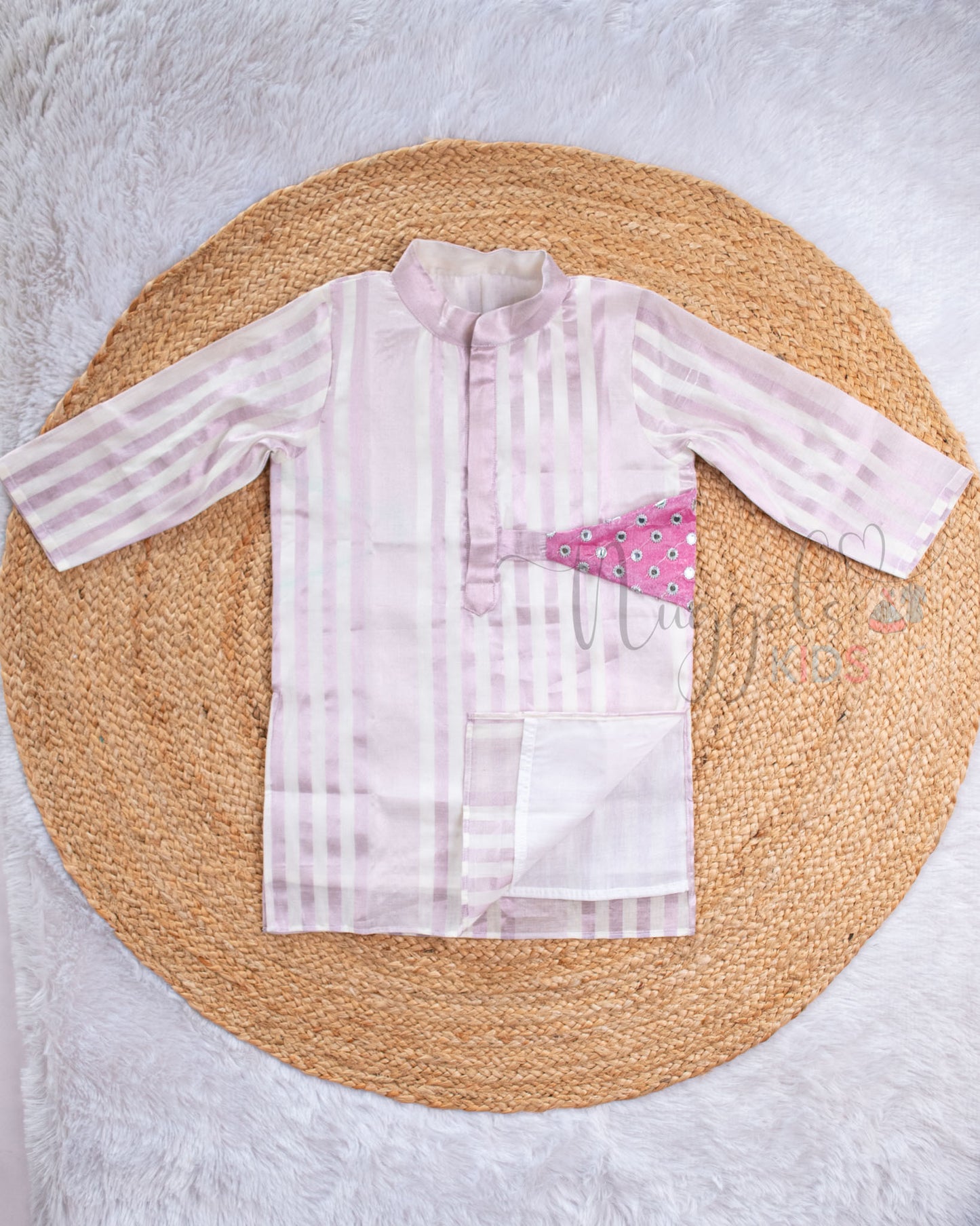 Pre Order: Pink Kasavu Kurta Set with Mirror Loop Detailing on one side