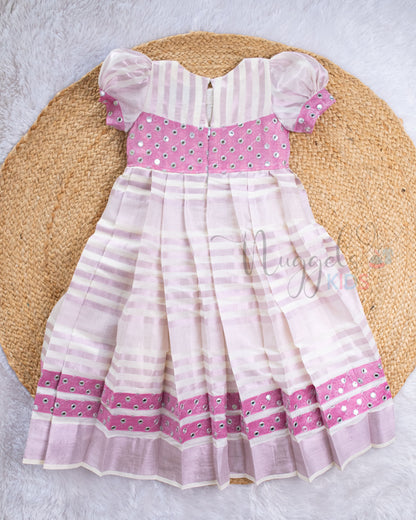 Pro Order: Pink Kasavu Gown With Puff Sleeves