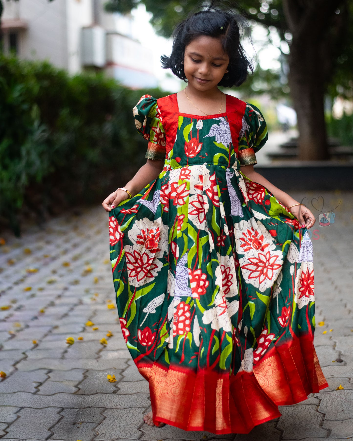 Ready to Ship: Green Premium Kalamkari Gown With Puff Sleeves